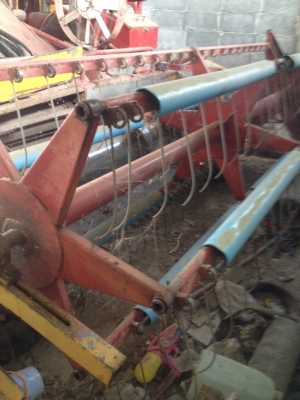 ขายรถเกี่ยวข้าว เกษตพัฒนารุ่นปลดนี้ ขายรถเกี่ยวข้าว เกษตพัฒนารุ่นปลดนี้