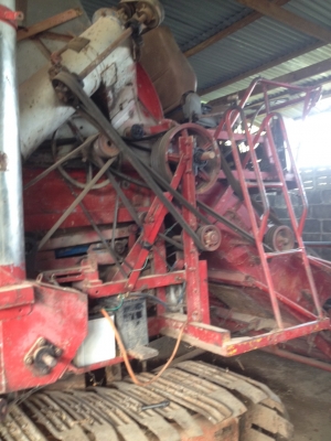 ขายรถเกี่ยวข้าว เกษตพัฒนารุ่นปลดนี้ ขายรถเกี่ยวข้าว เกษตพัฒนารุ่นปลดนี้