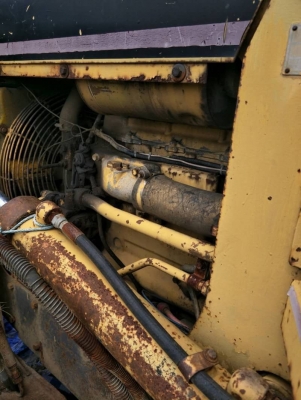 ขาย 195,000 CAT D3C สไลร์ 6 ทิศทาง เครื่องดี ช่วงล่างดี   รถอยู่ อยุธยา 090-772-3710 090-772-3708