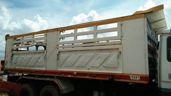 ขาย 99,000 บาท กระบะดั่ม สามมิตร ปี 56 (ครบชุด) ภอดจาก Fuso สวยพร้อมใช้ กระบะอยู่ จ.สุพรรณบุรี ด่านช้าง 090-772-3710 090-772-3708 ขาย 99,000 บาท กระบะดั่ม สามมิตร ปี 56 (ครบชุด) ภอดจาก Fuso สวยพร้อมใช้ กระบะอยู่ จ.สุพรรณบุรี ด่านช้าง 090-772-3710 090-772-3708