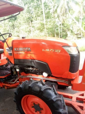 รถไถคูโบต้า L4708 (4wd) #รถสวยเกรดเอ สีเดิมๆ100\% สภาพหล่อๆ#ใช้งานน้อยเพียง485 ชม.  #มาพร้อมอุปกรณ ์ดันหน้า➕หางตัดหญ้าขนาด1.50 เมตร(ใหม่) #เล่มทะเบียนพร้อมโอนค่ะ #บริการจัดส่งทั่วไทย