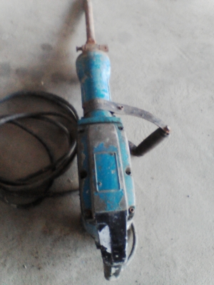 ขาย เครื่องสกัดไฟฟ้า มากีต้า รุ่น HM1317C 1-3/16" : 30mm Hex Shank