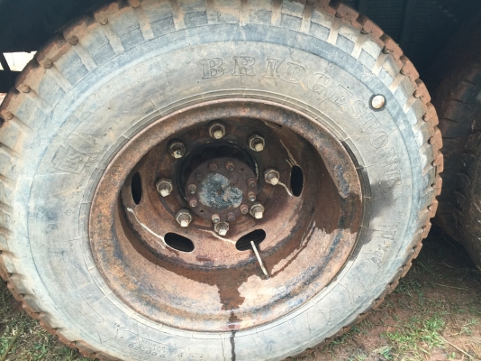 Isuzu หัวยาวคลาสสิค หางปลาขึ้นแมคโค สวยพร้อมใช้ โนบุคนะครับ