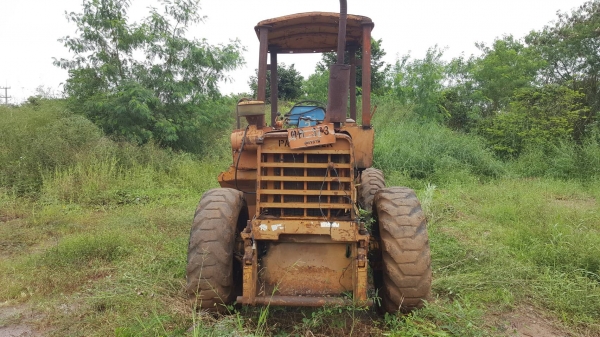 ขาย รถตัก KOMATSU JH30B เครื่องสตาร์ทติด เกียร์เสียต้องได้ซ่อม ขายตามสภาพ ราคาต่อรองได้