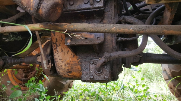 ขาย รถตัก KOMATSU JH30B เครื่องสตาร์ทติด เกียร์เสียต้องได้ซ่อม ขายตามสภาพ ราคาต่อรองได้