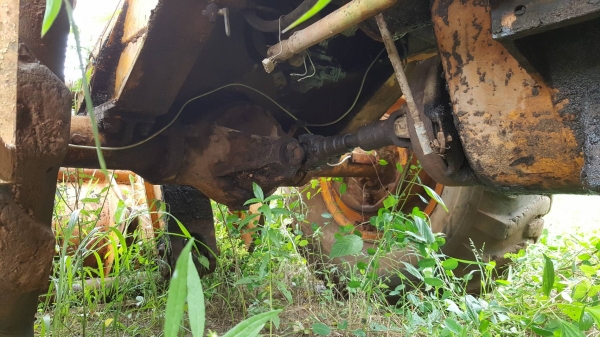 ขาย รถตัก KOMATSU JH30B เครื่องสตาร์ทติด เกียร์เสียต้องได้ซ่อม ขายตามสภาพ ราคาต่อรองได้