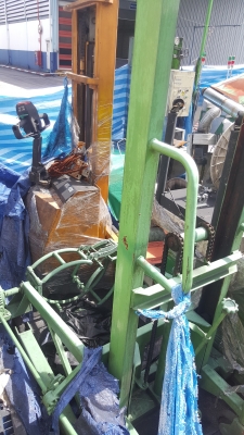 ขายแฮนลิฟท์เทถังน้ำมัน 200 ลิตรจำนวน 4คันๆละ 10,000 บาท