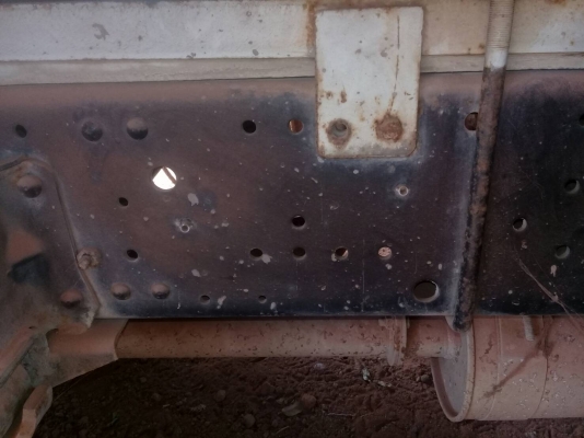 หกลีอ อิซูชุ NQR150ยูโร2 ปี49 บรรทุกน้ำ 6,000ลิต ปั้มน้ำ อุปกรณ์ครบ รถห้าง สภาพดีสวยบาวเดิมพร้อมใช้งาน ทะเบียนพร้อมโอน