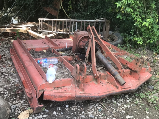 เครื่องตัดหญ้า ติดต่อ 080-1405528