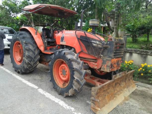 KUBOTA M9540 เอกสารเล่มทะเบียน อุปกรณ์4ชิ้น รถทำงานปกติ เครื่องดี ราคาต่อรองได้ ติดต่อ 0872976734