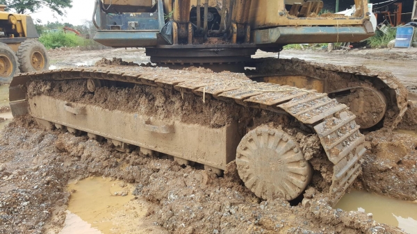 ขาย แบคโฮ KOMATSU PC210-5 คอนโทรลสั้น เครื่องดี รถทำงานโหลดต้องเช็คปั้มใหม่ ช่วงล่าง 70\% เอกสารใบซื้อขาย ขายตามสภาพนี้ ราคาคุยกันได้ครับ ขาย แบคโฮ KOMATSU PC210-5 คอนโทรลสั้น เครื่องดี รถทำงานโหลดต้องเช็คปั้มใหม่ ช่วงล่าง 70\% เอกสารใบซื้อขาย ขายตามสภาพนี้ ราคาคุยกันได้ครับ