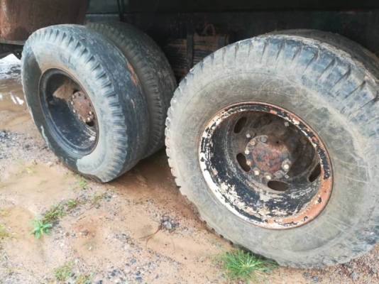 ขาย 385,000 บาท ISUZU ROCKY 2 เพลาดั้ม สโลว์กลาง เครื่อง 6HE1-195 แรง หัวผุ ยางดี คัสชีสวย. ช่วงล่างใหญ่ 210 เอกสารเล่มทะเบียน  รถอยู่ จ.กาฬสินธ์ โทร&amp;ไอดีไลน์ 0610710295