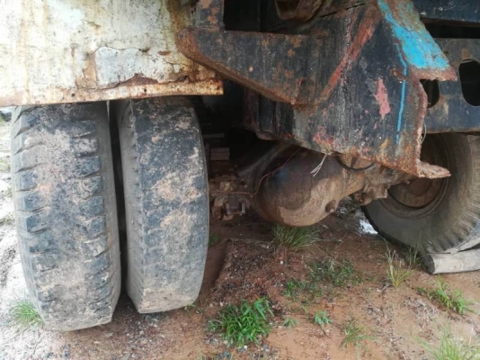 ขาย 385,000 บาท ISUZU ROCKY 2 เพลาดั้ม สโลว์กลาง เครื่อง 6HE1-195 แรง หัวผุ ยางดี คัสชีสวย. ช่วงล่างใหญ่ 210 เอกสารเล่มทะเบียน  รถอยู่ จ.กาฬสินธ์ โทร&amp;ไอดีไลน์ 0610710295