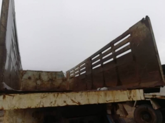 ขาย 385,000 บาท ISUZU ROCKY 2 เพลาดั้ม สโลว์กลาง เครื่อง 6HE1-195 แรง หัวผุ ยางดี คัสชีสวย. ช่วงล่างใหญ่ 210 เอกสารเล่มทะเบียน  รถอยู่ จ.กาฬสินธ์ โทร&amp;ไอดีไลน์ 0610710295