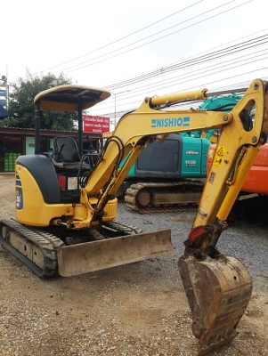 ขายรถขุด komatsu pc30MR-2 รถนำเข้าจากประเทศญี่ปุ่นไม่เคยใช้งานในไทย สนใจติดต่อ 092-3309229 อีด