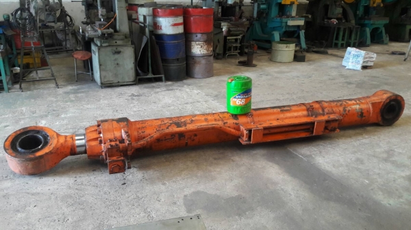 ขายด่วน !! กระบอกไฮดรอลิิก