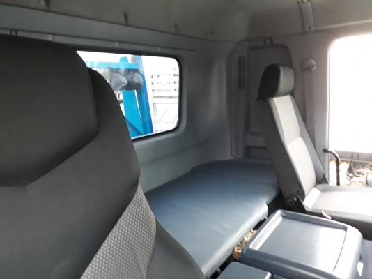 ขายเทลเล่อร์สิบล้อสองเพลา ซีรี่ 700