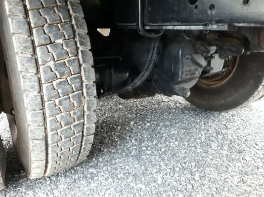 ขายเทลเล่อร์สิบล้อสองเพลา ซีรี่ 700