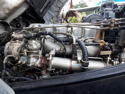 ขายเทลเล่อร์สิบล้อสองเพลา ซีรี่ 700