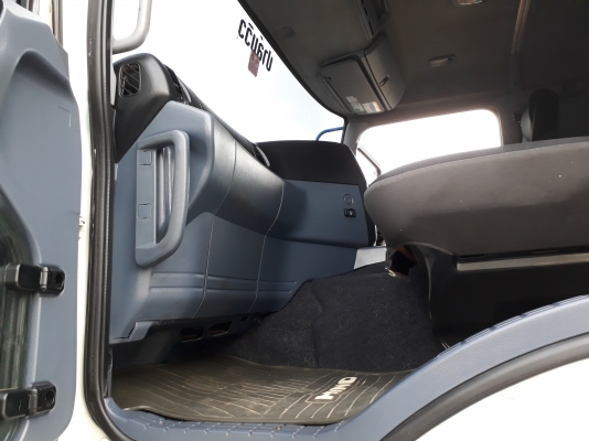 ขายเทลเล่อร์สิบล้อสองเพลา ซีรี่ 700