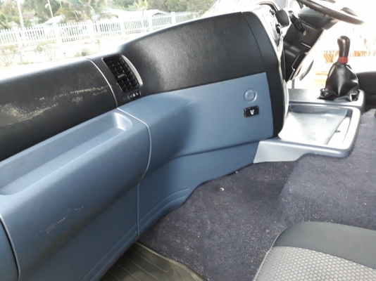 ขายเทลเล่อร์สิบล้อสองเพลา ซีรี่ 700