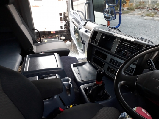 ขายเทลเล่อร์สิบล้อสองเพลา ซีรี่ 700