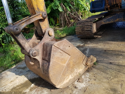 ขายKOMATSU  PC 100-3