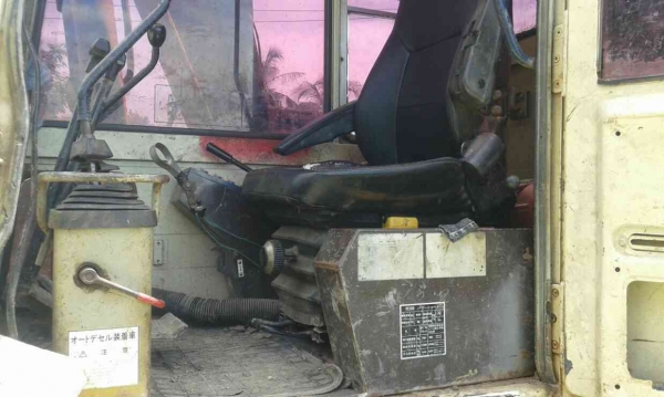 ขายKOMATSU  PC 100-3