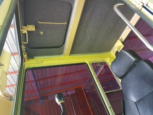 ขายKOMATSU  PC 100-3