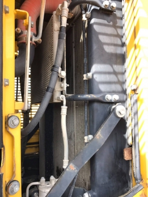 ขายรถตักล้อยาง KOMATSU WA320-6 ปี 2012 รถนอกนำเข้าเองจากญี่ปุ่น สภาพสวยพร้อมใช้งาน มีVDOการทำงานครับ