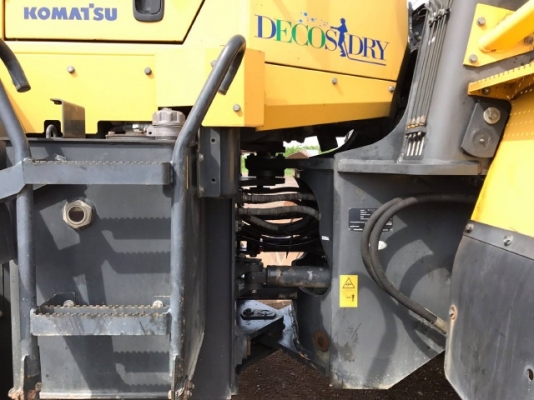 ขายรถตักล้อยาง KOMATSU WA320-6 ปี 2012 รถนอกนำเข้าเองจากญี่ปุ่น สภาพสวยพร้อมใช้งาน มีVDOการทำงานครับ