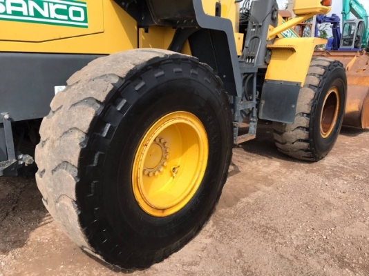 ขายรถตักล้อยาง KOMATSU WA320-6 ปี 2012 รถนอกนำเข้าเองจากญี่ปุ่น สภาพสวยพร้อมใช้งาน มีVDOการทำงานครับ