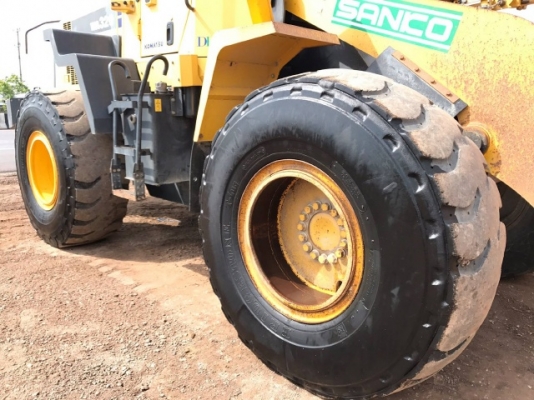 ขายรถตักล้อยาง KOMATSU WA320-6 ปี 2012 รถนอกนำเข้าเองจากญี่ปุ่น สภาพสวยพร้อมใช้งาน มีVDOการทำงานครับ