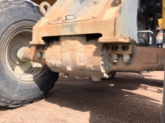 ขายรถตักล้อยาง KOMATSU WA320-6 ปี 2012 รถนอกนำเข้าเองจากญี่ปุ่น สภาพสวยพร้อมใช้งาน มีVDOการทำงานครับ