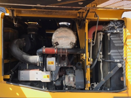 ขายรถตักล้อยาง KOMATSU WA320-6 ปี 2012 รถนอกนำเข้าเองจากญี่ปุ่น สภาพสวยพร้อมใช้งาน มีVDOการทำงานครับ