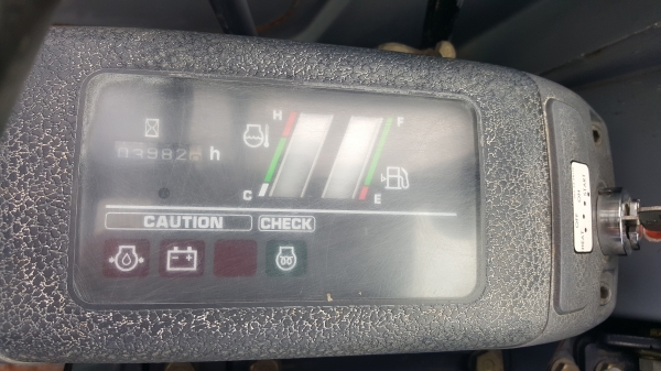 ขายจ้า KOMATSU PC40MR-1 เก่าญ๊๋ปุ่นแท้ๆ สภาพเดิมๆๆพร้อมใช้งาน