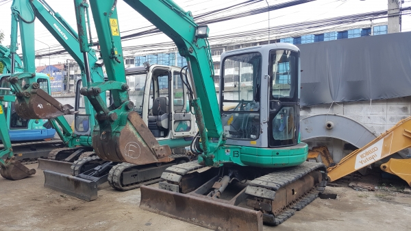 ขายจ้า KOMATSU PC40MR-1 เก่าญ๊๋ปุ่นแท้ๆ สภาพเดิมๆๆพร้อมใช้งาน