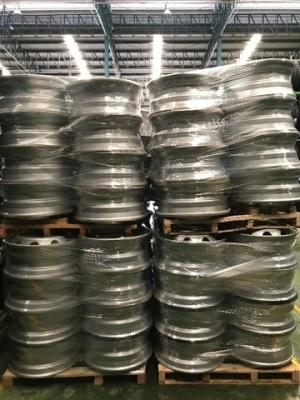 ** ราคาลูกละ 1,490 ** กะทะใหม่ขอบ 22.5 10น๊อต หน้ากว้าง 8.25" ของมีจำนวนไม่เยอะคับ