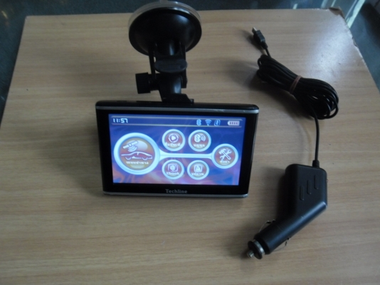 GPS TECHLINE รุ่น TL-GP106 ติดรถยนต์ จอ 5 นิ้ว สภาพสวย
