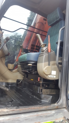 ขายจ้ารถเก่าใน HITACHI ZX225US สภาพเดิมๆๆพร้อมใช้งาน เอกสารครบ