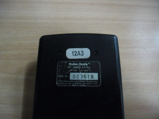 Radio Shack รุ่น TRI-BAND เครื่องเตือนกล้องตรวจจับความเร็ว Made in USA Radio Shack รุ่น TRI-BAND เครื่องเตือนกล้องตรวจจับความเร็ว Made in USA