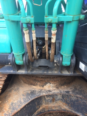 รถแบคโฮ Kobelco 200 super x Sn.9760 ปี 2556