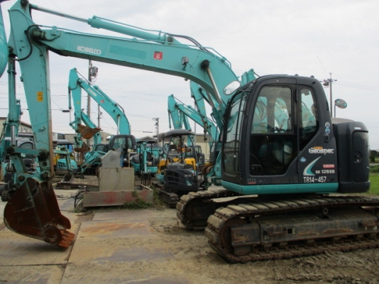 ขายรถขุดนำเข้าจากประเทศญี่ปุ่น kobelco sk125 yv05 สนใจติดต่อสอบถาม 0923309229 อีด