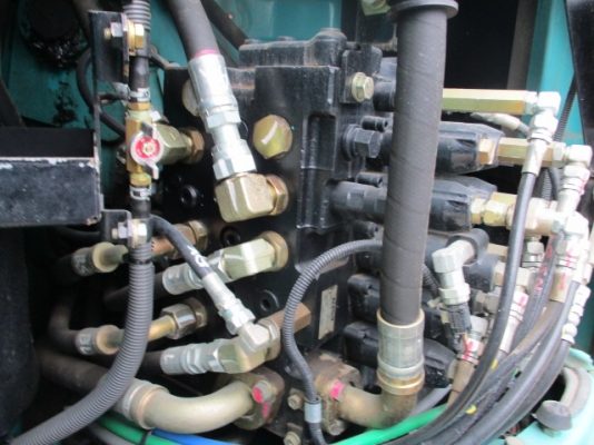 ขายรถขุดนำเข้าจากประเทศญี่ปุ่น kobelco sk125 yv05 สนใจติดต่อสอบถาม 0923309229 อีด