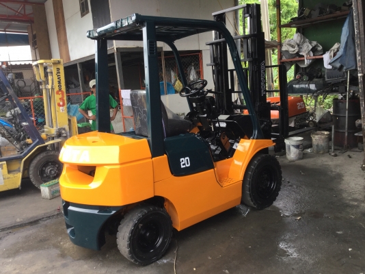 ขาย โฟรคลิฟท์ โตโยต้า รุ่น 7 ดีเซล 2 ตัน เสา 3 เมตร