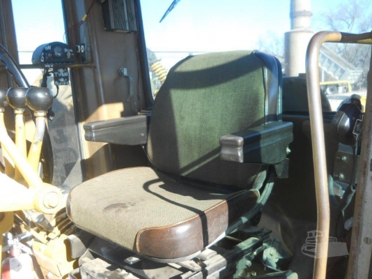 รถเกรด CATERPILLAR รุ่น 140G#72V16XXX ปี 1993 มือสองนำเข้าจากอเมริกา สภาพสวยพร้อมใช้งาน ราคาต่อรองได้ รถเกรด CATERPILLAR รุ่น 140G#72V16XXX ปี 1993 มือสองนำเข้าจากอเมริกา สภาพสวยพร้อมใช้งาน ราคาต่อรองได้