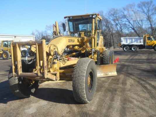 รถเกรด CATERPILLAR รุ่น 140G#72V16XXX ปี 1993 มือสองนำเข้าจากอเมริกา สภาพสวยพร้อมใช้งาน ราคาต่อรองได้ รถเกรด CATERPILLAR รุ่น 140G#72V16XXX ปี 1993 มือสองนำเข้าจากอเมริกา สภาพสวยพร้อมใช้งาน ราคาต่อรองได้