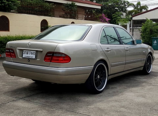 BENZ E230 elegance ปี96 แต่งสวย