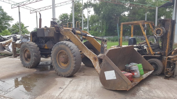 ขาย รถตัก KOMATSU JH30 รถใช้งานได้ปกติ ต่อแขนแล้ว ราคาต่อรองได้