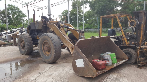 ขาย รถตัก KOMATSU JH30 รถใช้งานได้ปกติ ต่อแขนแล้ว ราคาต่อรองได้